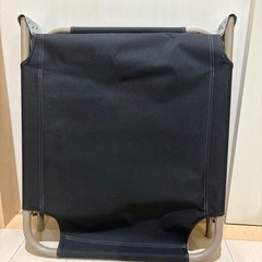 折りたたみ式アウトドアベッドの画像