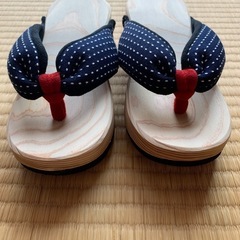 みずどり激似の白木下駄ですの画像