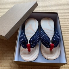 みずどり激似の白木下駄ですの画像