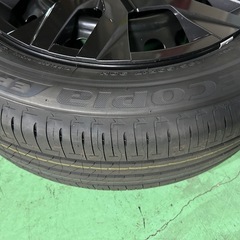 プリウス60純正タイヤ　新車外しの画像