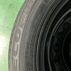 プリウス60純正タイヤ　新車外しの画像