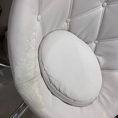 ネイルチェアー　椅子　キャスターの画像