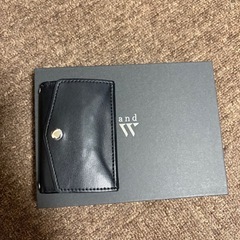and W 財布の画像