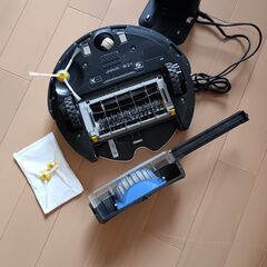 【取引中につき新規受付はしておりません】ロボット掃除機　ルンバ　Roomba i5 エッジクリーニングブラシ2本つきの画像
