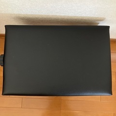 ピアノ　昇降式　椅子　黒の画像