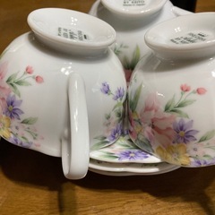カップ&ソーサー3セット➕ソーサー2枚　　　　　の画像