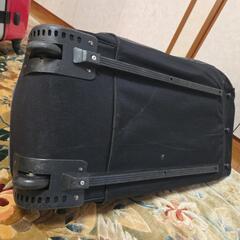 HEAD  キャリーバッグ　大容量の画像
