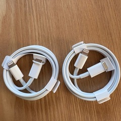 iPhone ライトニングケーブル 正規品 2本セットの画像