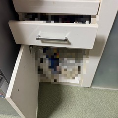 食器棚のみの画像