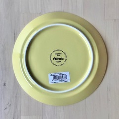 イッタラ　ティーマ　プレート　イエロー　17cm　北欧　食器　春　ひよこ色　丈夫の画像