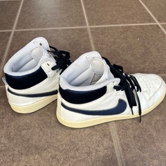 NIKE スニーカー　27.5の画像