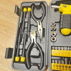 ボックスレンチ　工具セット　 ドライバー　コンパクトの画像