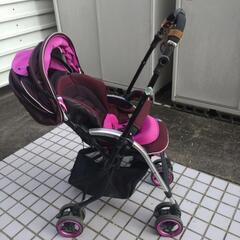 Combiベビーカーの画像