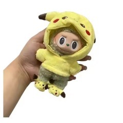 ラブブ　服の画像