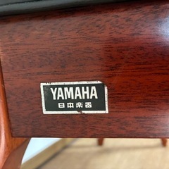 ピアノ椅子の画像