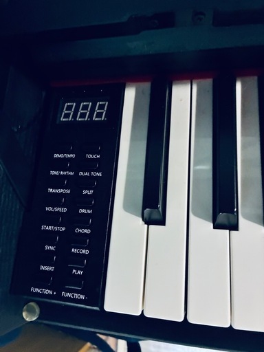 美品！電子ピアノ