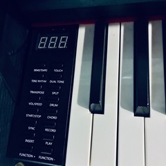 美品！電子ピアノの画像