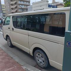 ハイエースの画像