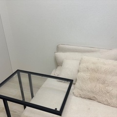 美品　IKEAサイドテーブルの画像
