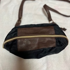 中古品黒のカバンの画像