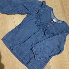 女の子トップス3点の画像