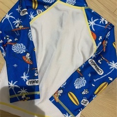 ラッシュガード子供の画像