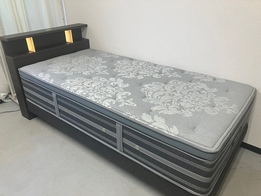 【送料無料】展示品　シモンズ リュクス LUXE シングルベッド