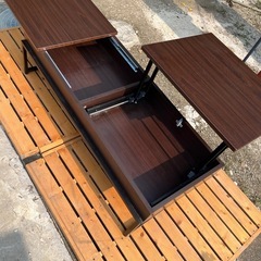 【本日なら3000円】収納たくさん　センターテーブルの画像
