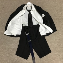 【決まりました】子供用スーツ②の画像
