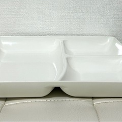 ニトリ　深型ランチプレート マジかる撥水(ホワイト) 4枚セット　ワンプレート　子供にも介護にも　電子レンジ・食洗機OKの画像