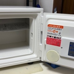 EIKOテンキー式耐火金庫　 KOKUYO手提げ金庫 2個セットの画像