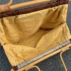 手刺繍ハンドバッグ ①の画像