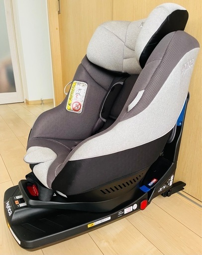 ⭐︎美品・使用15回位⭐︎コンビ クルリラ Cururila チャイルドシート ISOFIX 回転式 新生児〜4歳頃