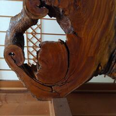 原木輪切りの衝立　幅約147cm 高さ約152cm土台含むの画像