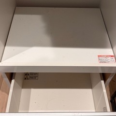 【掲載8/27まで、引き取り8/31まで】食器棚の画像