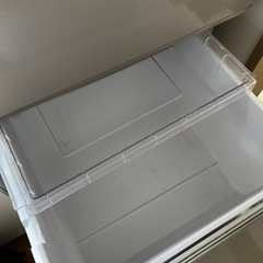 HITACHI 265L
冷蔵庫の画像