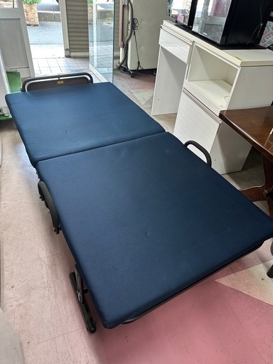 極美品?折りたたみ式シングルベッド ネイビー 