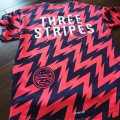 アディダス　Tシャツの画像