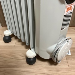 オイルヒーター　デロンギヒーター　暖房器具の画像