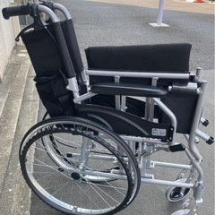 hill stone　車椅子 軽量 コンパクト 折りたたみ アルミ合金 自走 介助 兼用 車いす 車イス 軽量車椅子 自走式 介助用 介助ブレーキ 介護 ノーパンク 多機能 転倒防止バー の画像