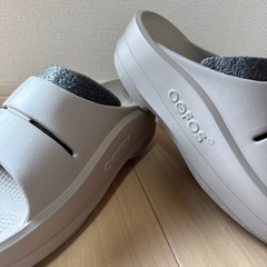 ウーフォス　OOFOSの画像