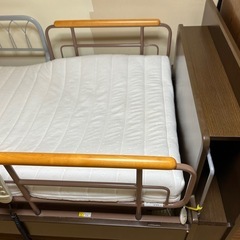 【決まりました】コイズミ　電動ベッド　介護ベッド の画像