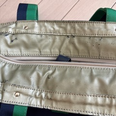 ケイトスペードトートバッグ大容量の画像
