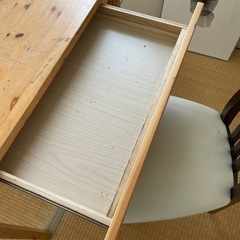 無印テーブルの画像