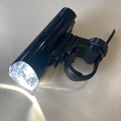⭕️ 自転車　LEDライト　キャットアイ　アーバン2 電池式の画像