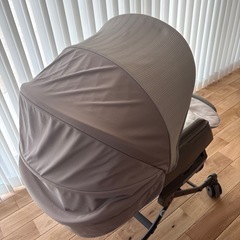 美品【Combi】スウィングベッド＆チェア ネムリラ BEDi Longの画像