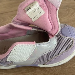 16.0 IFME joob patto コンビカラースニーカー Bの画像