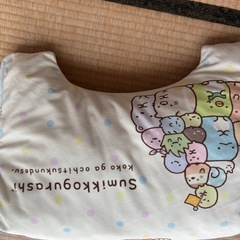 浮き輪　クッション　メガネなどの画像