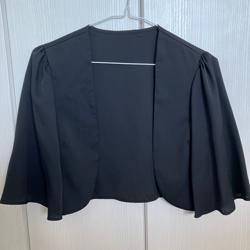 【未使用に近い】AIMER ブラック ボレロ　Mサイズ