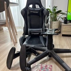 【ジャンク品】ゲーミングチェア　の画像